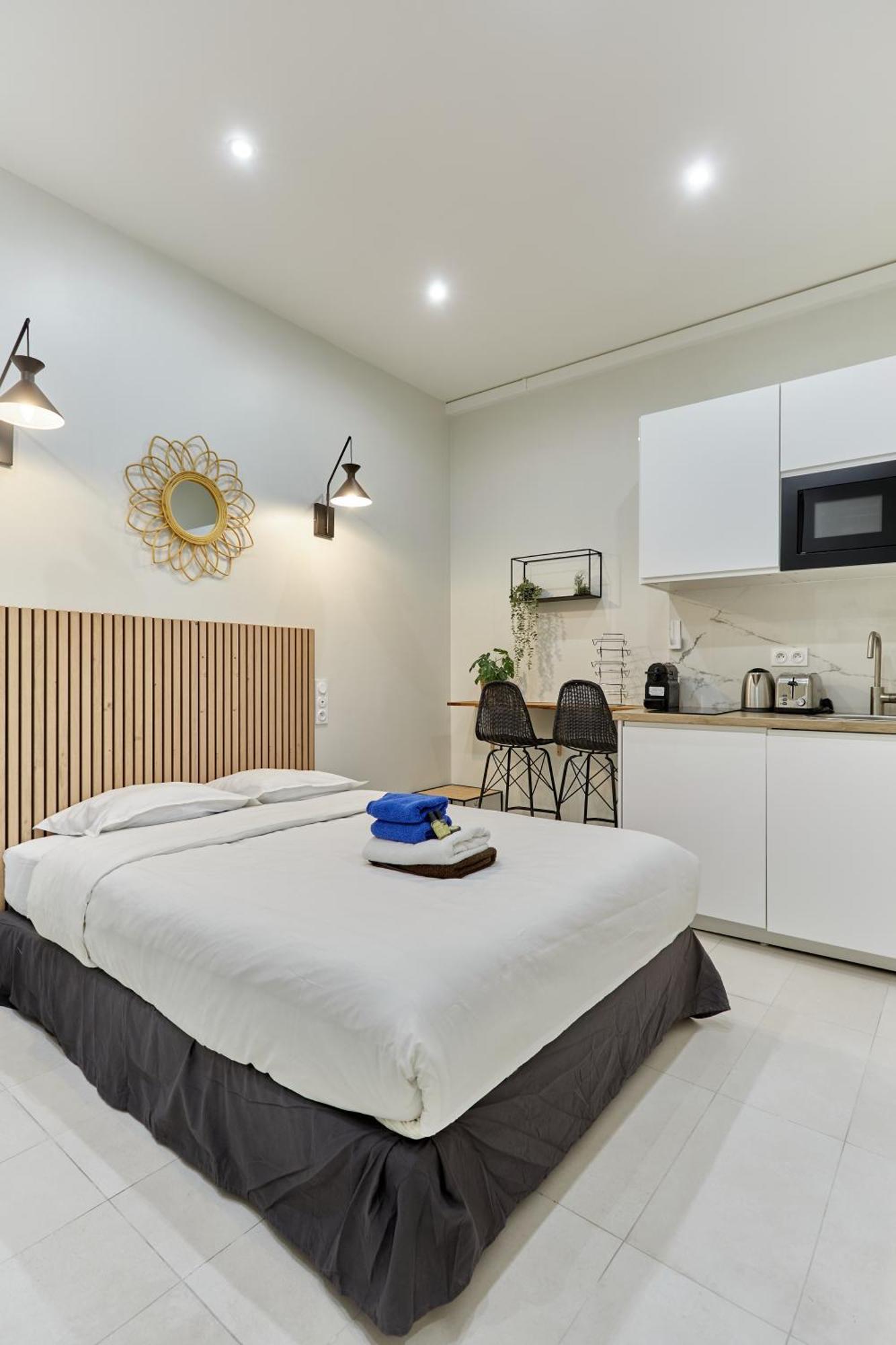 Rent A Room - Residence Charon Paris Exterior photo